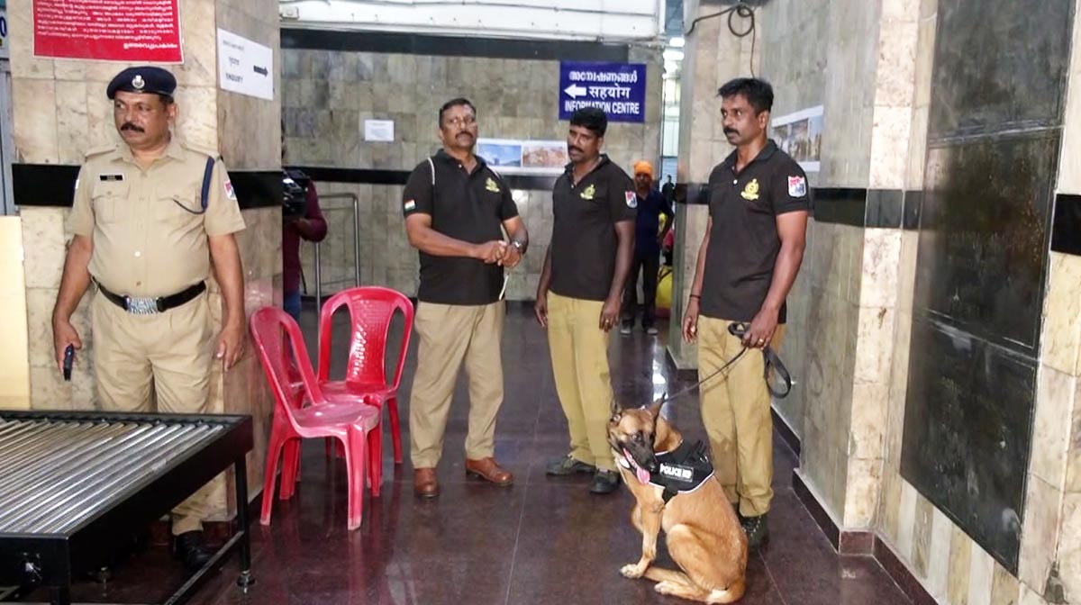 railway-airport-bomb-threat-1202