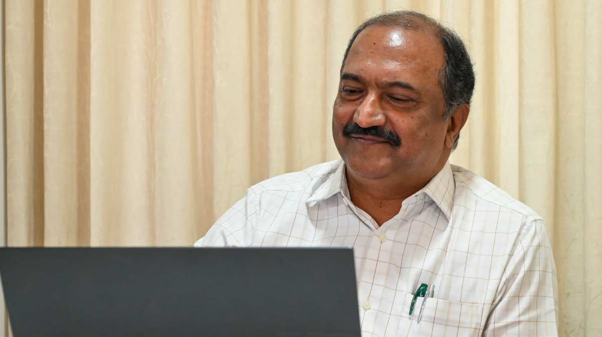 Thiruvananthapuram: Kerala Finance Minister KN Balagopal poses for photographs ahead of the Budget presentation, in Thiruvananthapuram, Wednesday, Feb. 5, 2025. (PTI Photo) (PTI02_05_2025_000691A)