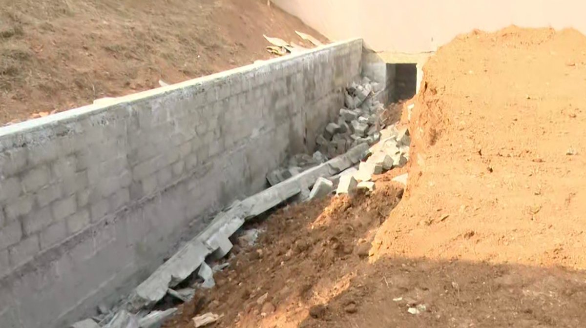wall-accident