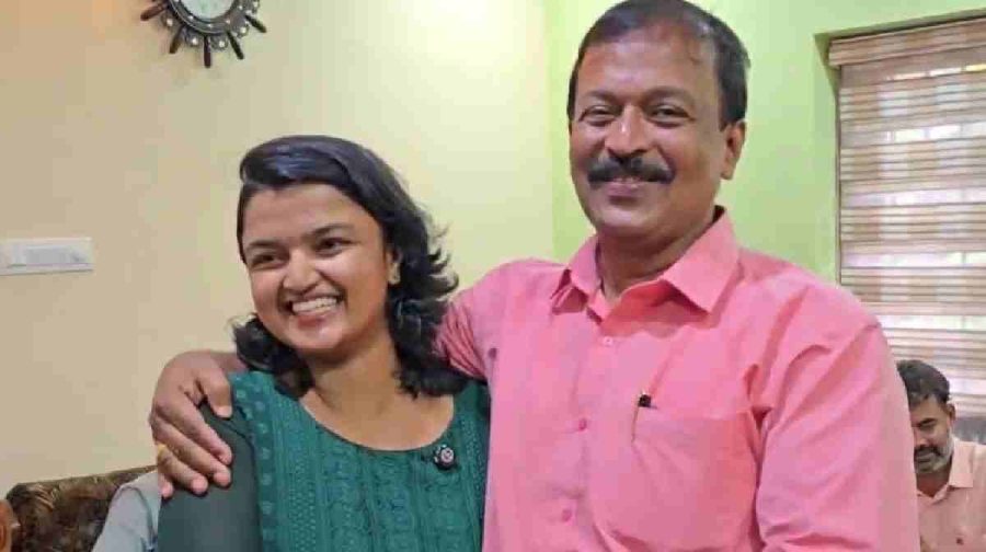 reenu-anna-mathew