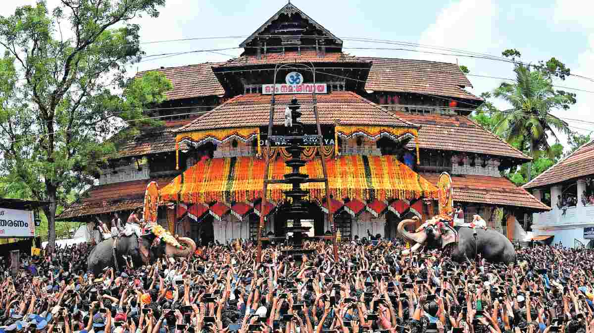 pooram-elephants