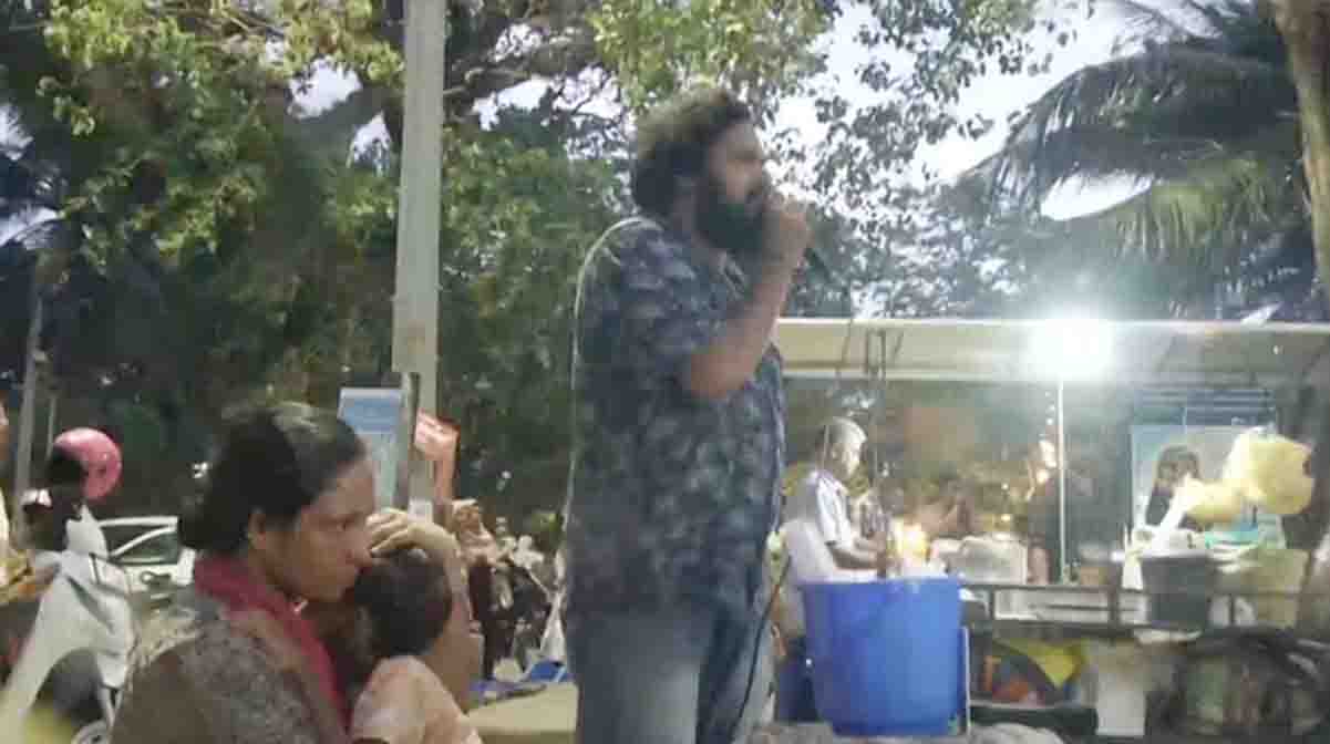 kollam-singer