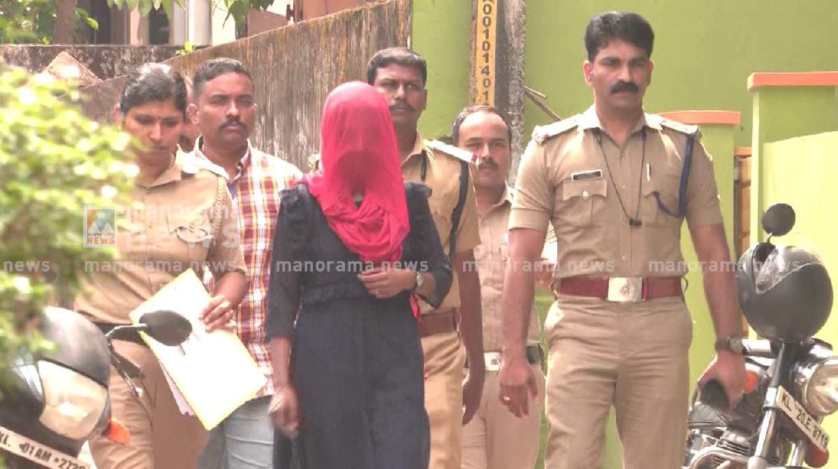 neet-fake-hallticket-akshaya-staff-arrested