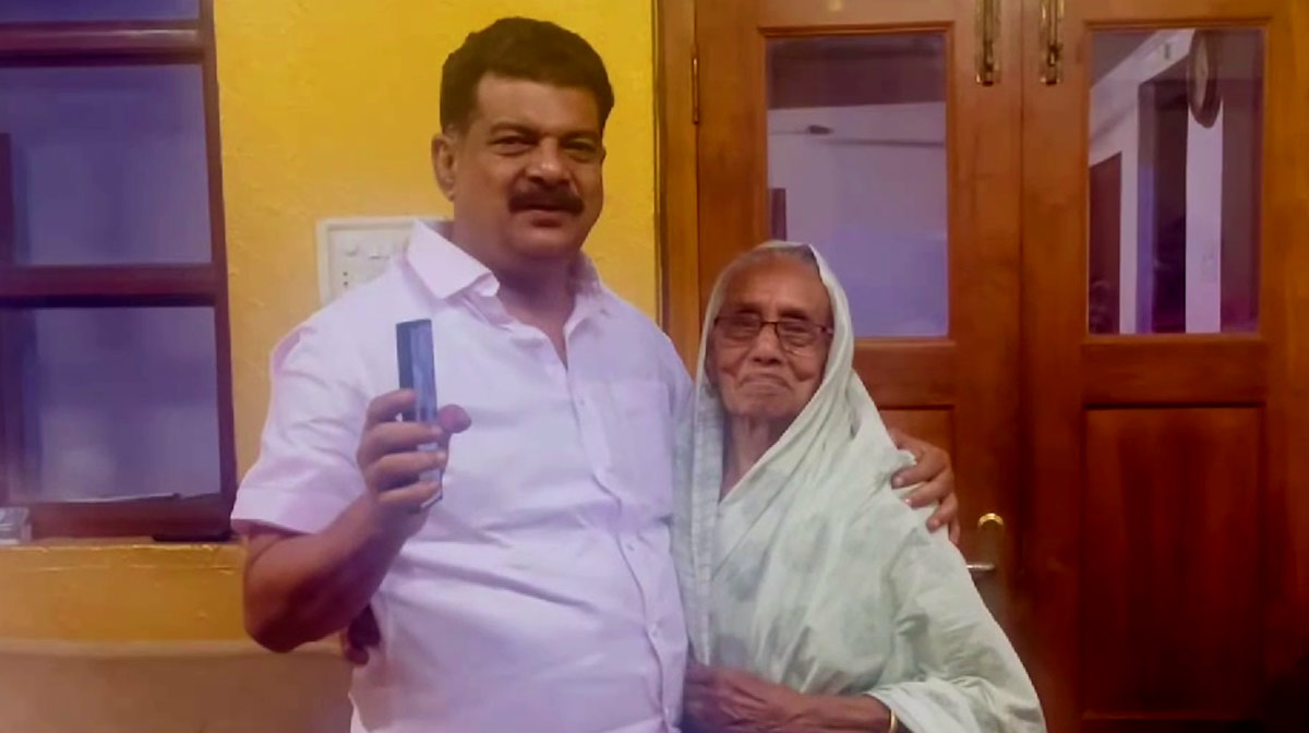 nilambur-ayesha-extends-sup