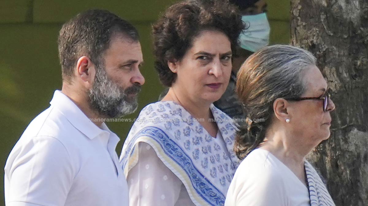 rahul-priyanka-sonia-1