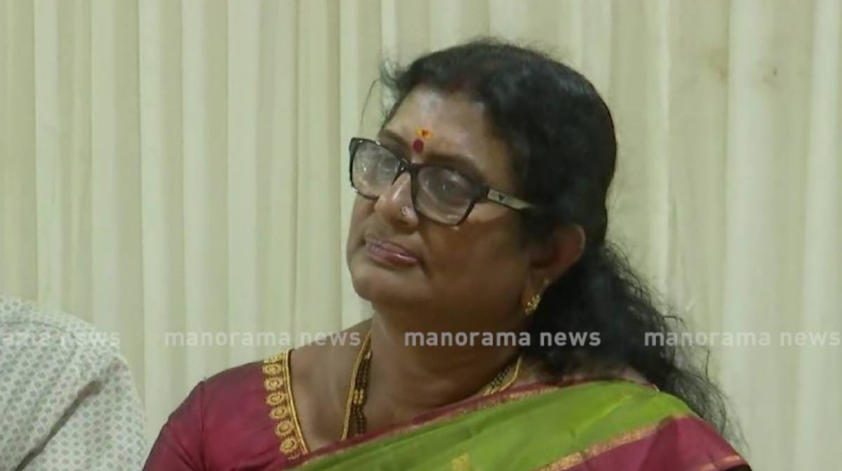 prameela-sasidharan-02