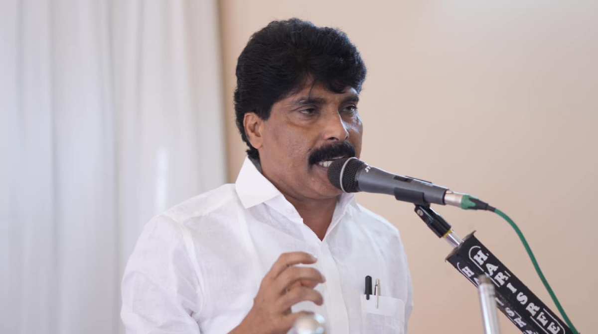 t-siddique-defends-kc-venugopal-against-controversy