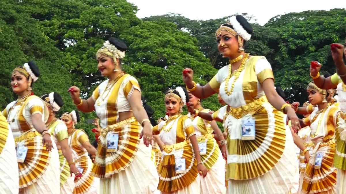 guruvandanam-mohiniyattam