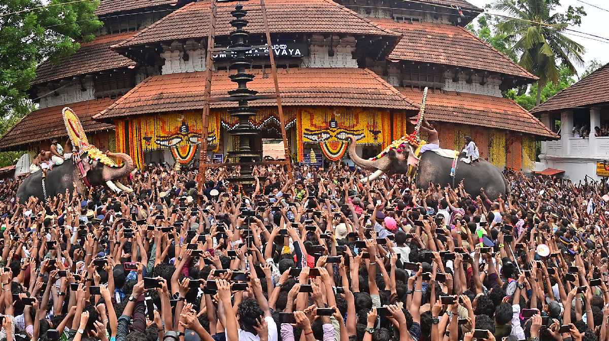 thrissur-pooram