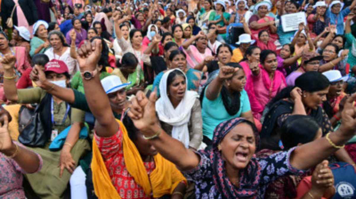 asha-workers-strike-tvm-new-news