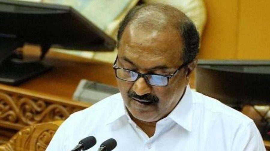 ഹോമിയോയെയും ആയുര്‍വേദത്തെയും തഴഞ്ഞതെന്തിന്? സര്‍ക്കാരിനെതിരെ ഡോ. ബിജു പൊതുജനാരോഗ്യ നിയമത്തിൽ കാലാനുസൃത മാറ്റങ്ങള്‍ വരുത്തി വ്യവസ്ഥ രൂപീകരിക്കാനായി രൂപീകരിച്ച ആരോഗ്യ വകുപ്പിന്‍റെ പ്രത്യേക സമിതിയില്‍ നിന്ന് ഹോമിയോ, ആയുര്‍വേദം എന്നിവയെ തഴഞ്ഞതിനെതിരെ - 1