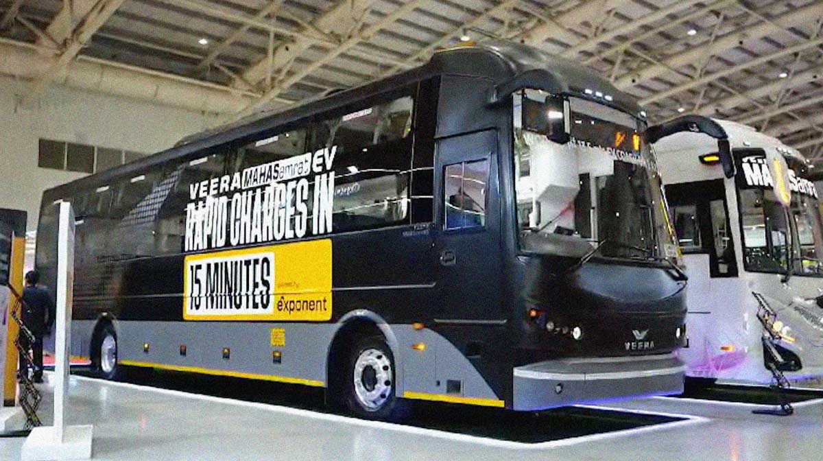 worlds-first-15-minute-charging-intercity-bus