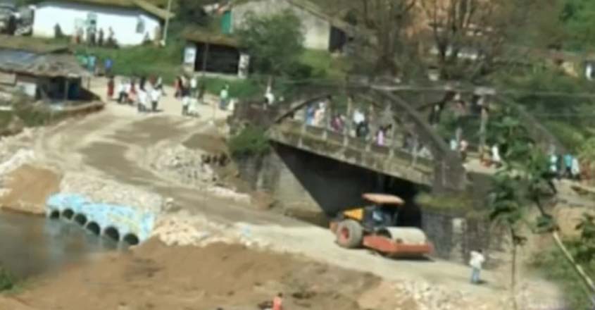 munnar-bridge-t munnar-bridge-t
