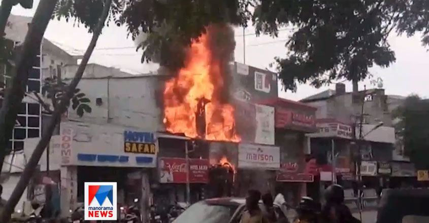 fire-kochi07 fire-kochi07