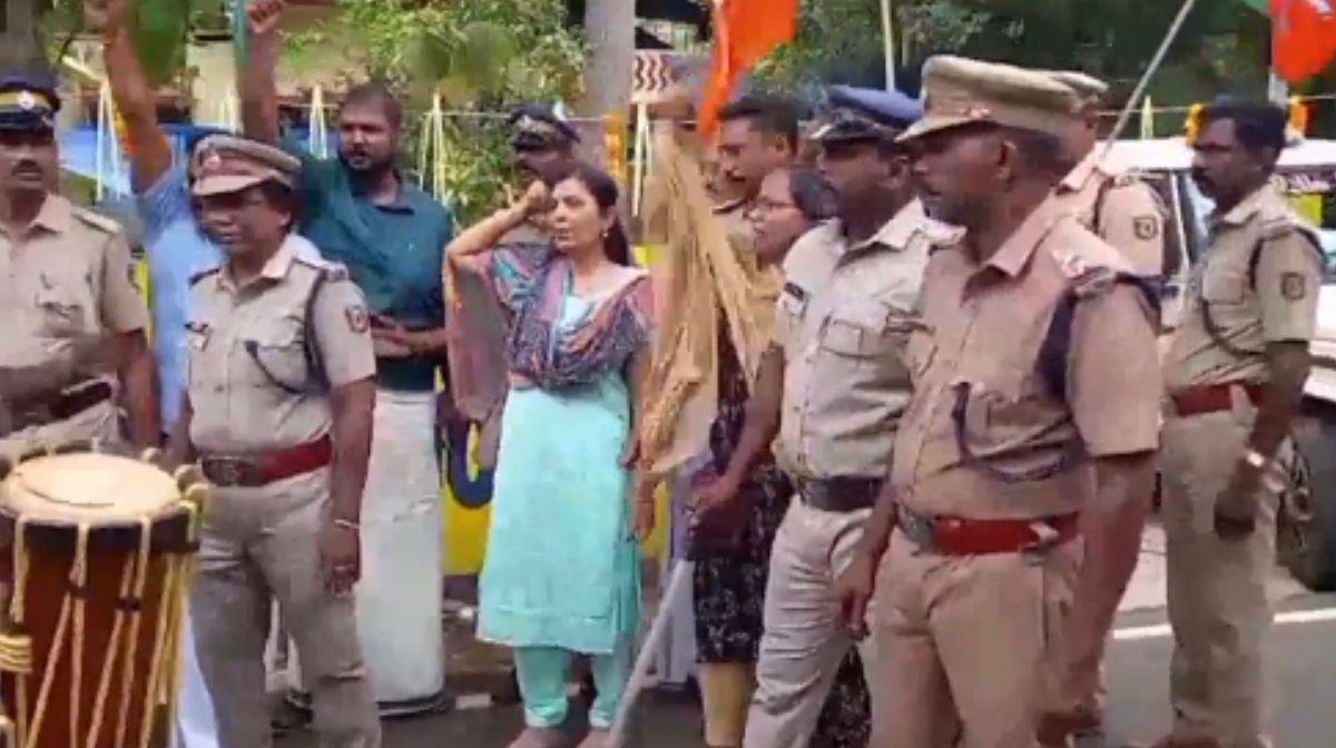 Akhil Marar will give money to CMDRF, Campaign Against cmdrf: Will the case survive if it goes to court?, wayanad landslide today live updates, mundakai landslide, chooralmala landslide, rescue ops, rescue operations, military help, chooralmala, meppadi, - 1