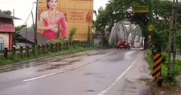 രൂക്ഷമായ ഗതാഗതക്കുരുക്കിനിടയാക്കുന്ന കോരപ്പുഴ പാലം പൊളിക്കുന്നു രൂക്ഷമായ ഗതാഗതക്കുരുക്കിനിടയാക്കുന്ന കോരപ്പുഴ പാലം പൊളിക്കുന്നു