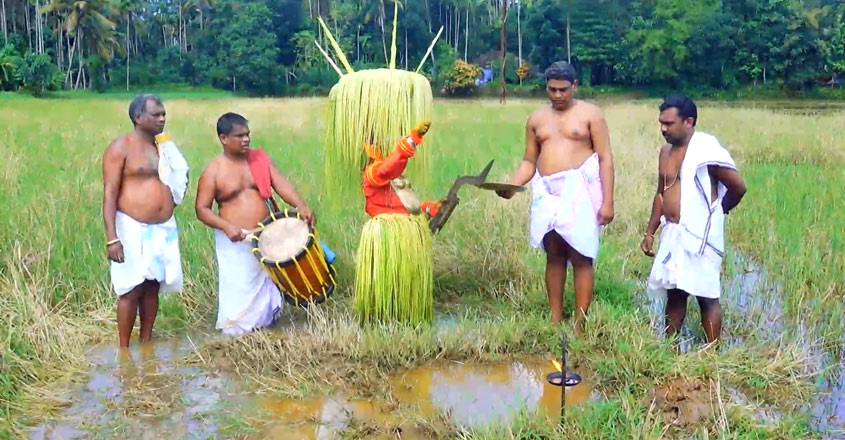 theyyam-19 theyyam-19