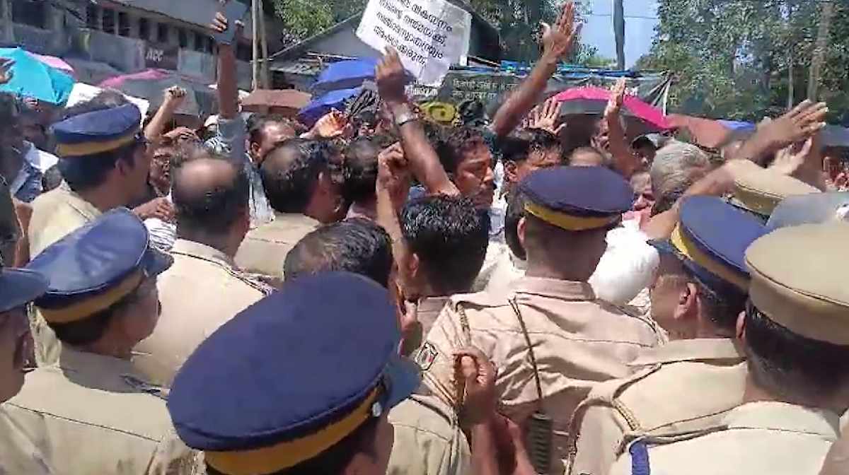 thikkodi-protest