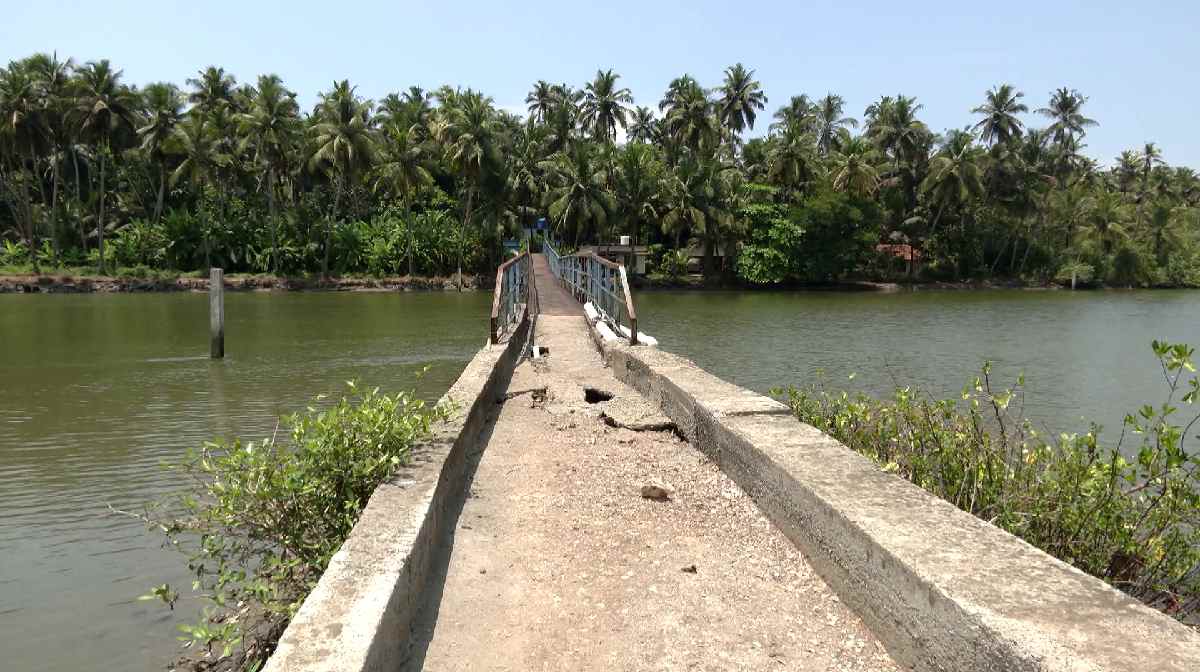 perunthuruthi-bridge