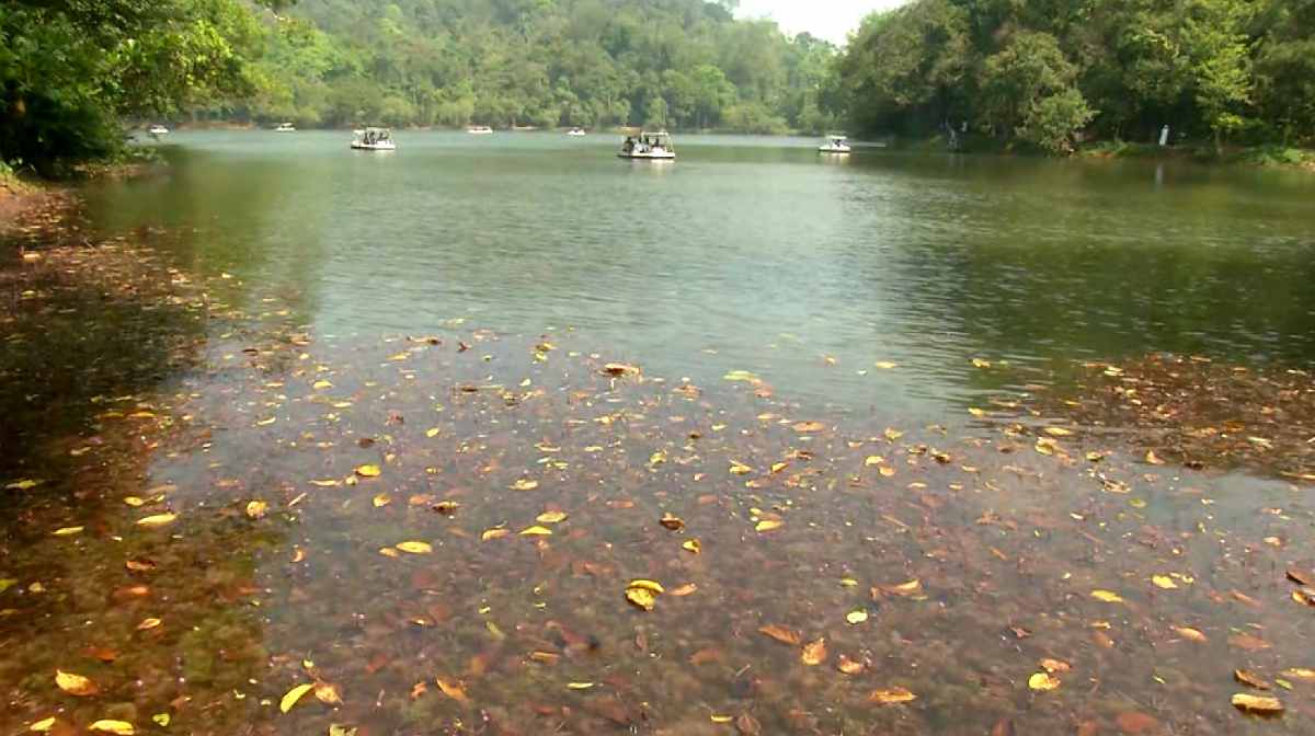 Lake-cleaning-corruption