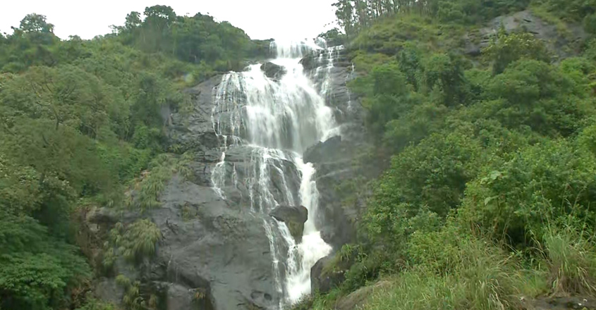 periya-waterfalls