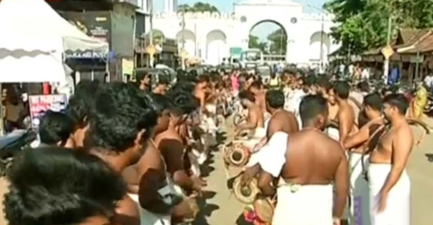 panchavadyam-t panchavadyam-t