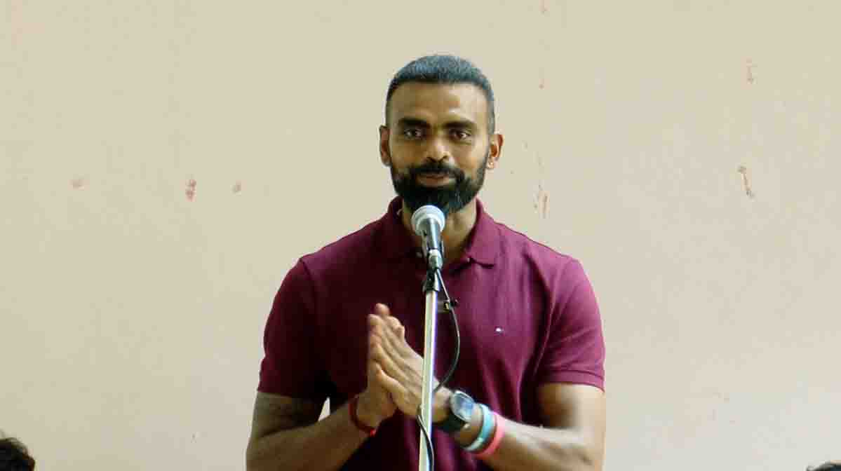 'ഇന്ത്യക്കായി കളിക്കാന്‍ സ്വപ്നം കാണണം'; 	ഹോക്കി അവധിക്കാല ക്യാംപില്‍ പി.ആർ.ശ്രീജേഷ്