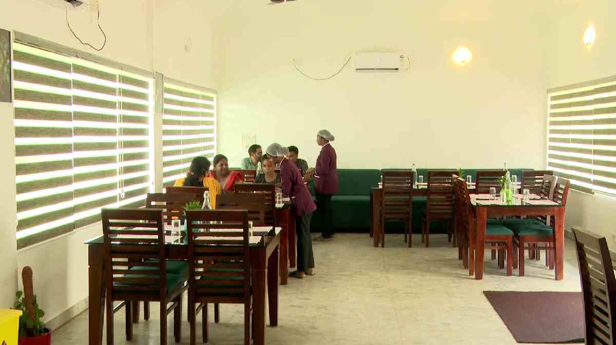 kudumbasree-cafe