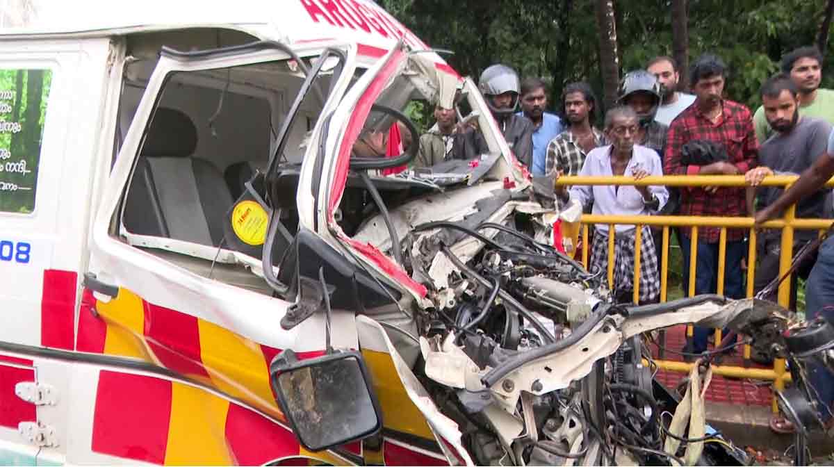 ambulance-accident