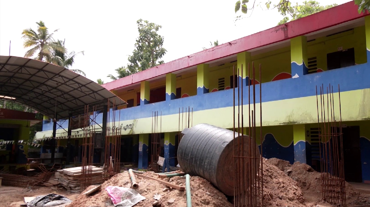 ambalathara-upschool-construction-delay