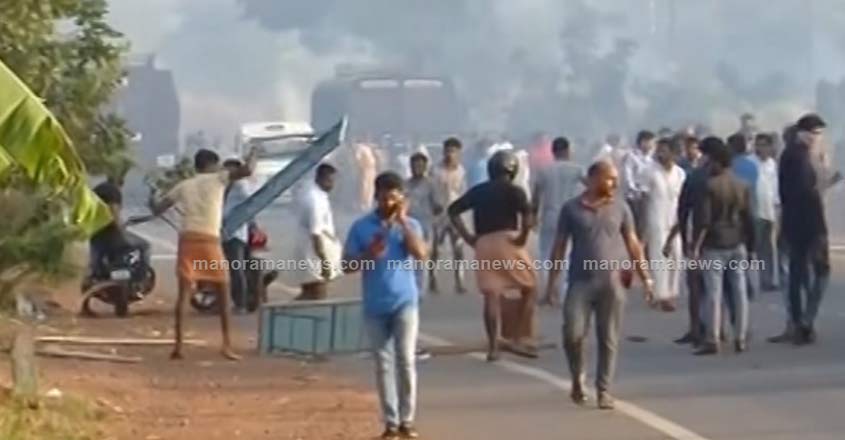 kasargod-media-attack-1 kasargod-media-attack-1