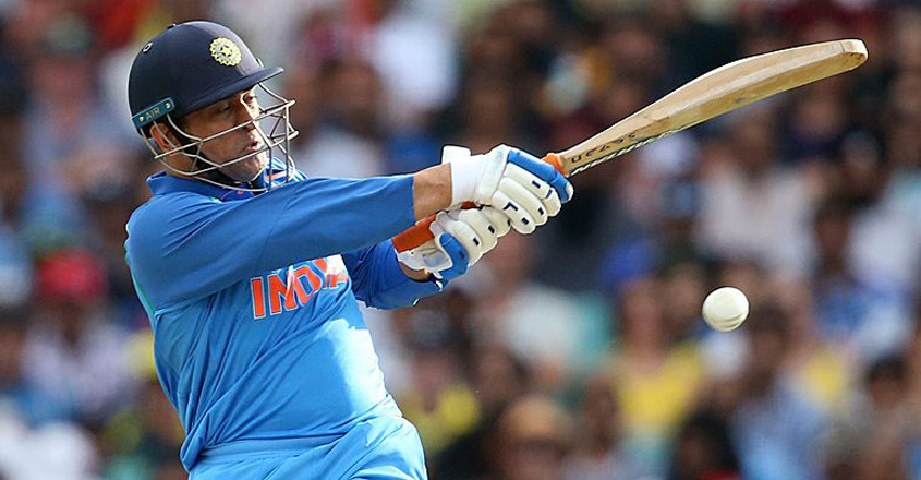 dhoni-batting dhoni-batting