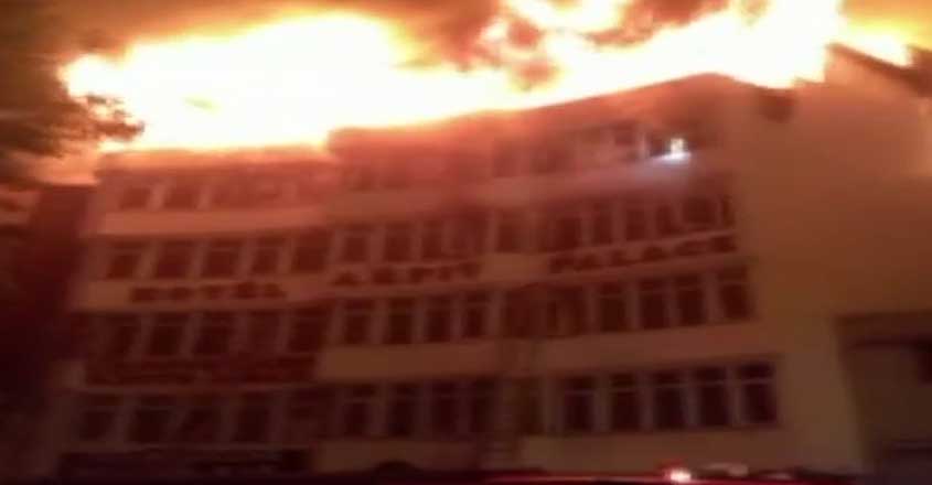 delhi-fire delhi-fire