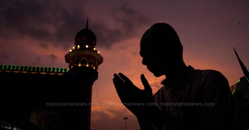2205-An-Indian-Muslim-offer 2205-An-Indian-Muslim-offer