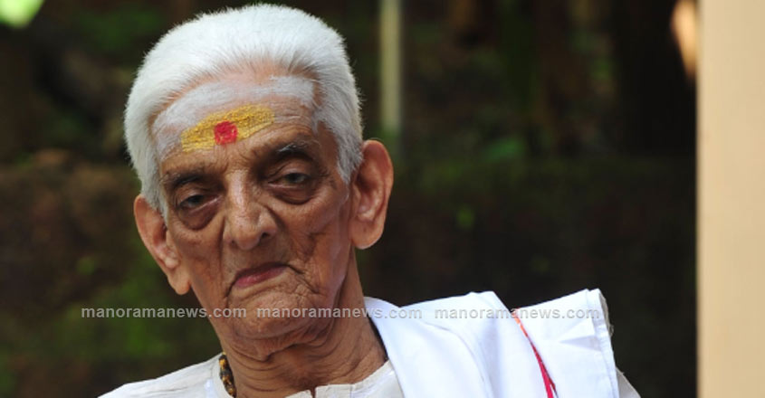 unnikrishnan-namboothiri-1 unnikrishnan-namboothiri-1