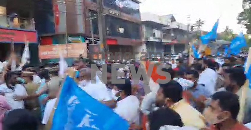 muvattupuzha-fight