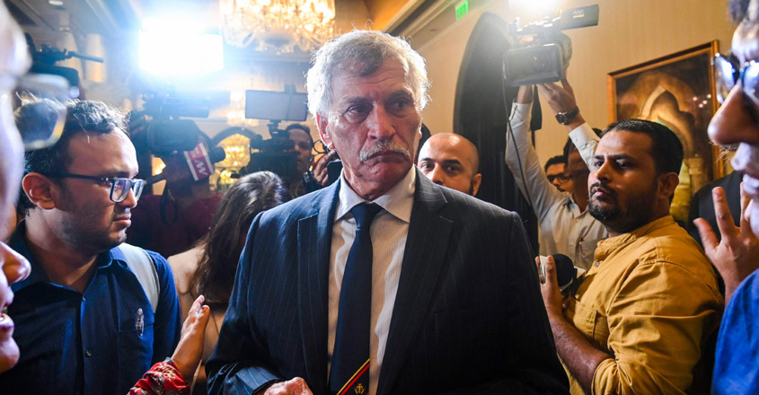 Newly elected Board of Control for Cricket in India (BCCI) president Roger Binny (C) speaks to the media in Mumbai on October 18, 2022. - World Cup winner Binny was on October 18 appointed head of India's cricket board -- the sport's richest body -- replacing Sourav Ganguly after he was reportedly forced out in a political tussle. (Photo by Indranil MUKHERJEE / AFP)