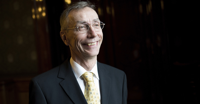 Swedish scientist Svante Pääbo smiles at the award ceremony at the Hamburg Kerber Foundation's European Science Prize, in Hamburg, Germany, Sept. 7, 2018. On Monday, Oct. 3, 2022 the Nobel Prize in physiology or medicine was awarded to Swedish scientist Svante Pääbo for his discoveries on human evolution. (Christian Charisius/dpa via AP)