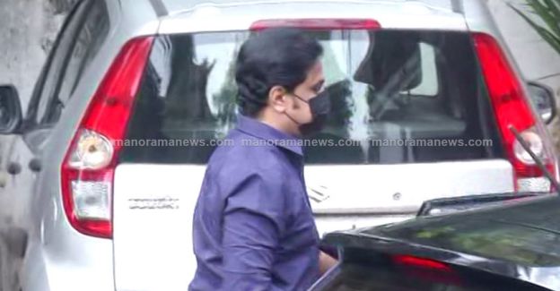 നടിയെ ആക്രമിച്ച ദൃശ്യങ്ങള്‍ ചോര്‍ന്നെന്ന പരാതി; കോടതി ജീവനക്കാരെ ചോദ്യംചെയ്യും