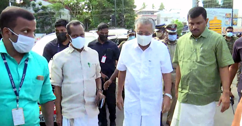 pinarayi-vijayan-at-akg-cen