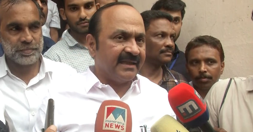 vd-satheesan-karuvannur