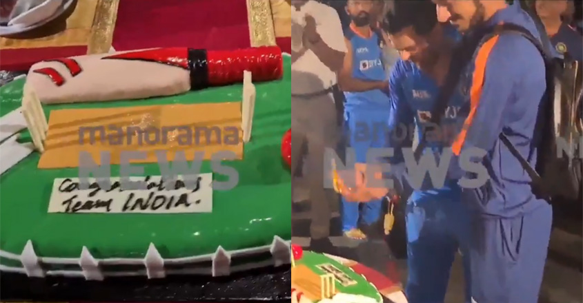 team-india-celebration-kova