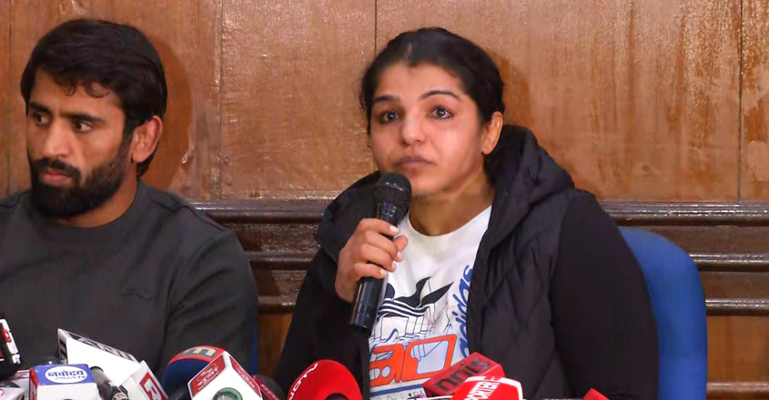 sakshi-malik-announces-reti