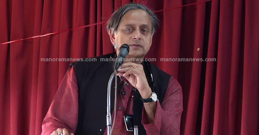 shashi-tharoor-03