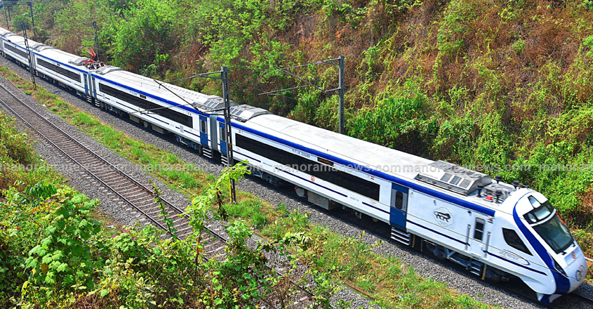 Vande-Bharat-train-2404