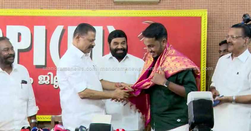 cpmputhuppallygovindan-13