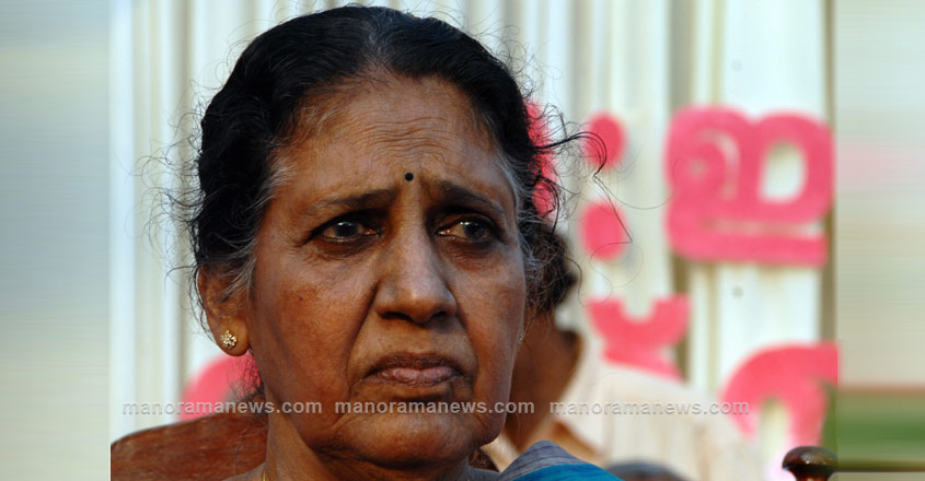 സരോജിനി ബാലാനന്ദന്‍