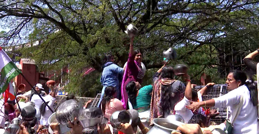 mahila-congressmarch
