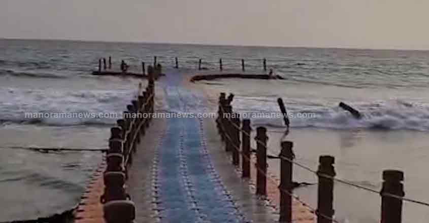 floating-bridge-varkala-090