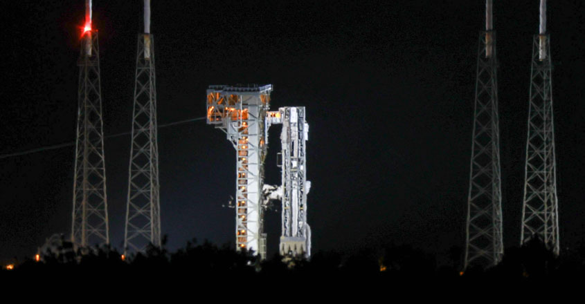 CAPE CANAVERAL, FLORIDA - MAY 06: Boeing s Starliner spacecraft sits atop a United Launch Alliance Atlas V rocket at Space Launch Complex 41 after the planned launch of NASA s Boeing Crew Flight Test was scrubbed on May 06, 2024, in Cape Canaveral, Florida. The mission was scrubbed because of an issue with a valve on the Atlas V rocket.   Joe Raedle/Getty Images/AFP (Photo by JOE RAEDLE / GETTY IMAGES NORTH AMERICA / Getty Images via AFP)